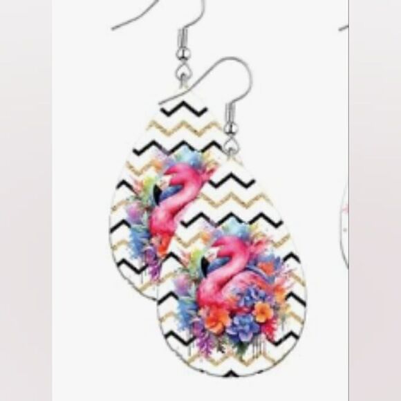 Flamingo teardrop earrings wooden new e17 - Picture 1 of 1